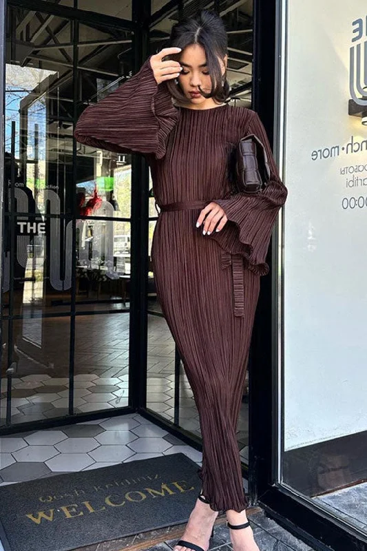 Celebrity Style Crew Neck Bell Sleeve Shift Pleated Maxi Dress - Brown Comfortable Plunging Neckline Maxi Dress