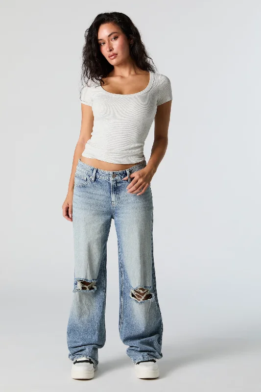 Low Rise Distressed Skater Jean Fashionable Vintage Wash Jeans