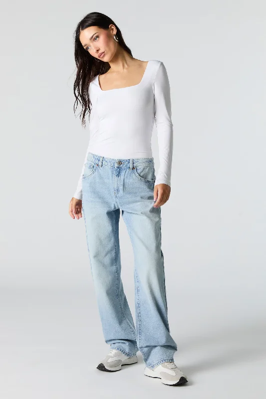 Light Wash Slouchy Straight Leg Jean Fashionable Cropped Denim Jeans