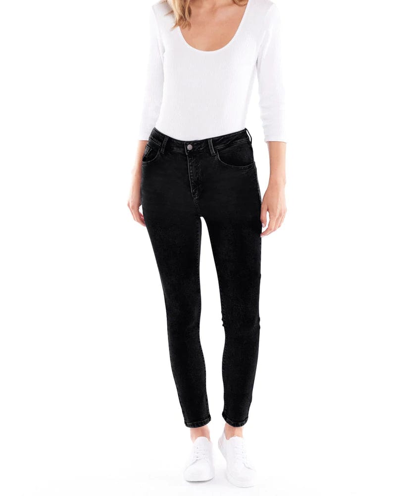 Betty Basics | Larsa Slim Fit Jean | Black Trendy Patchwork Denim Jeans