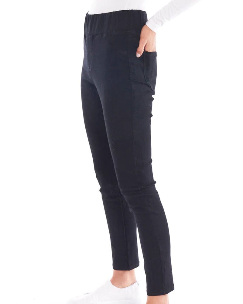 Betty Basics | Miles Stretch Jean | Black Classic Button Fly Jeans