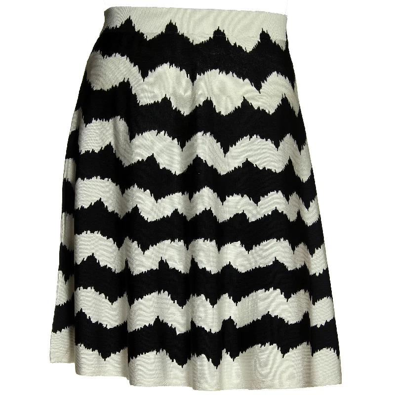 INC Black/White Zig Zag Striped Pull On A-Line Skirt breathable skirt fabric